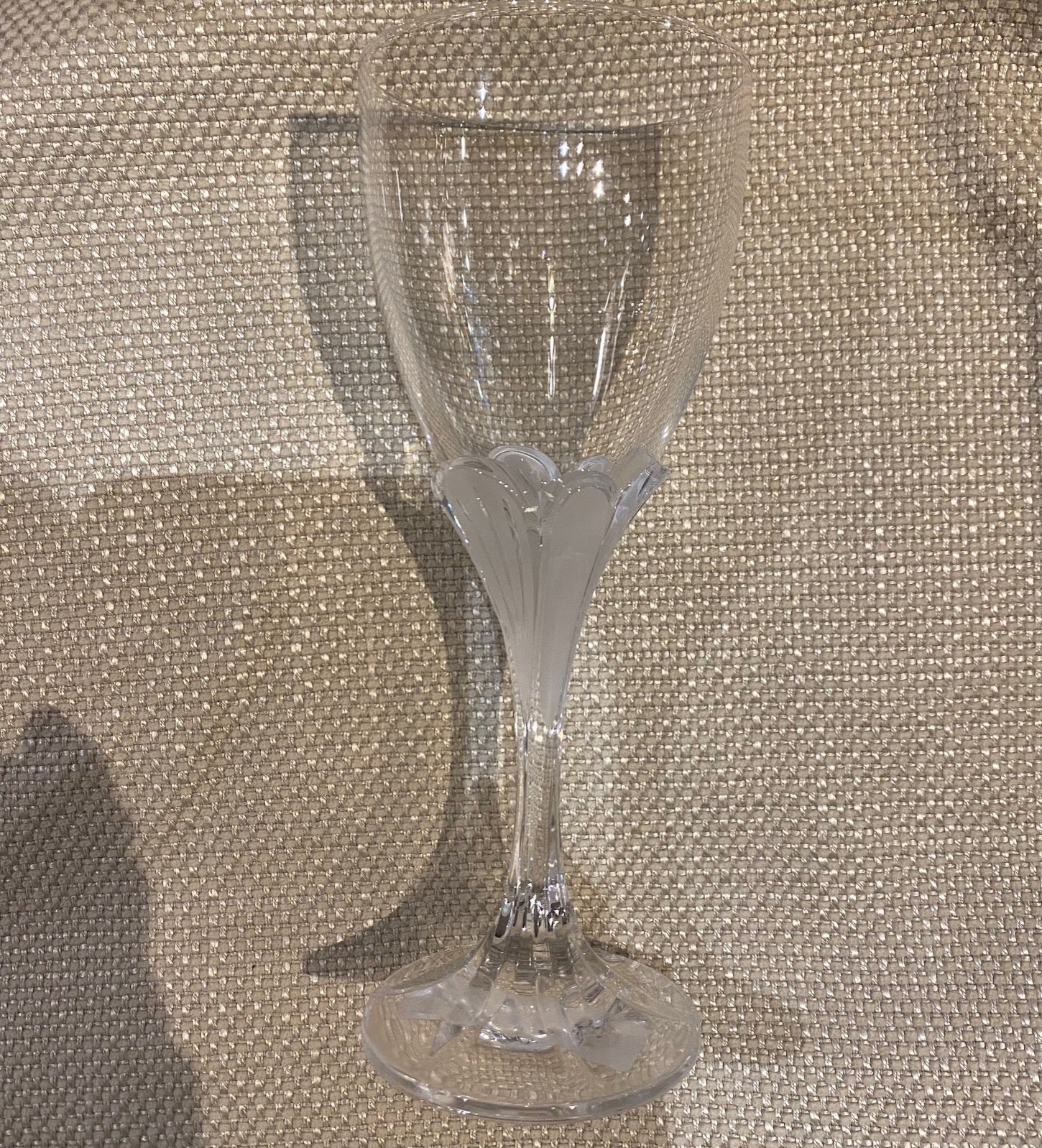Crystal Wine Glass (20cm)