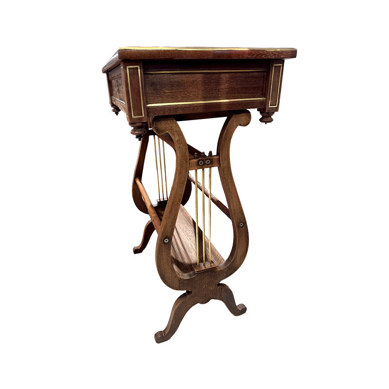 Petite Dresser Lyre