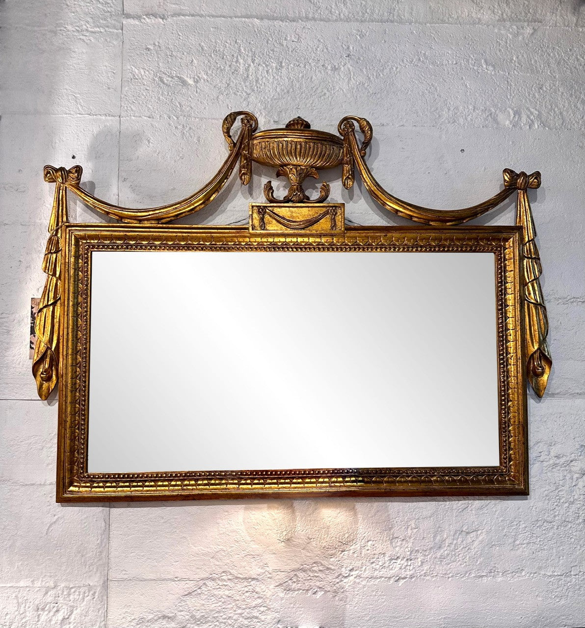 Crown Mirror