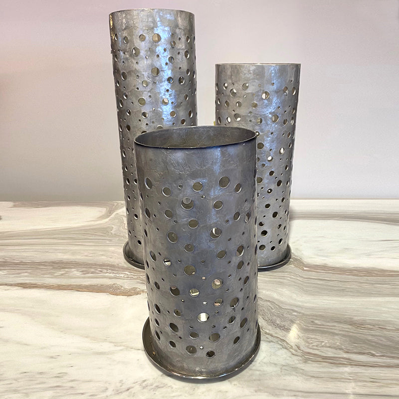 Capiz cylindrical cover with hole Large