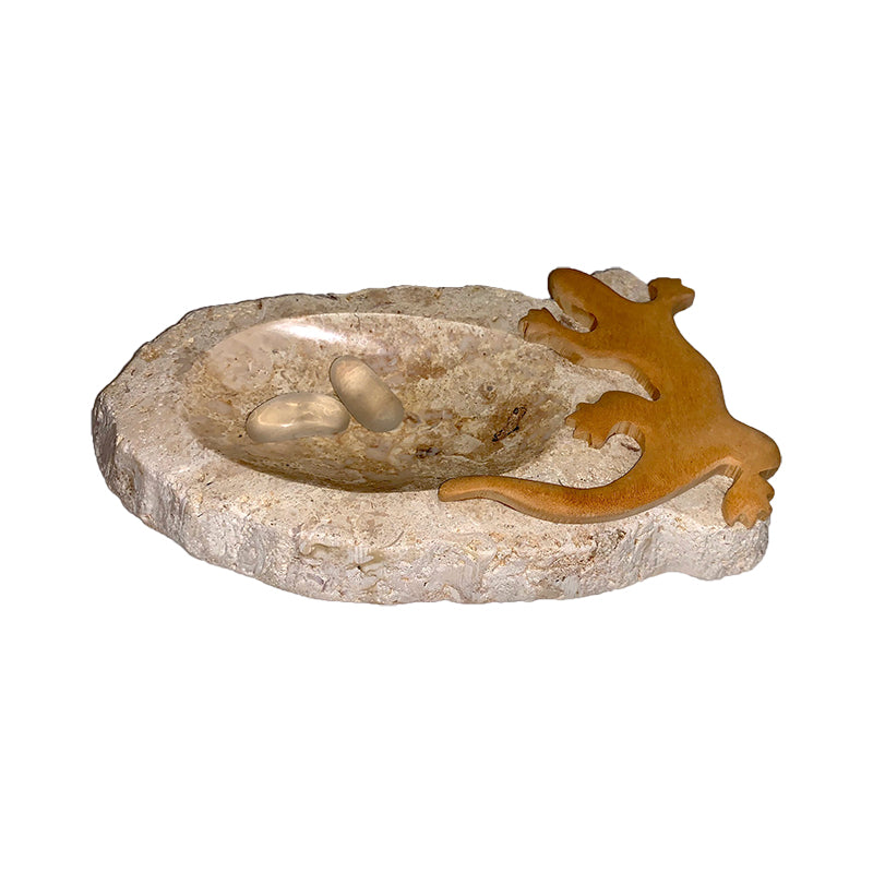 Lizard on Stone Soap Dish