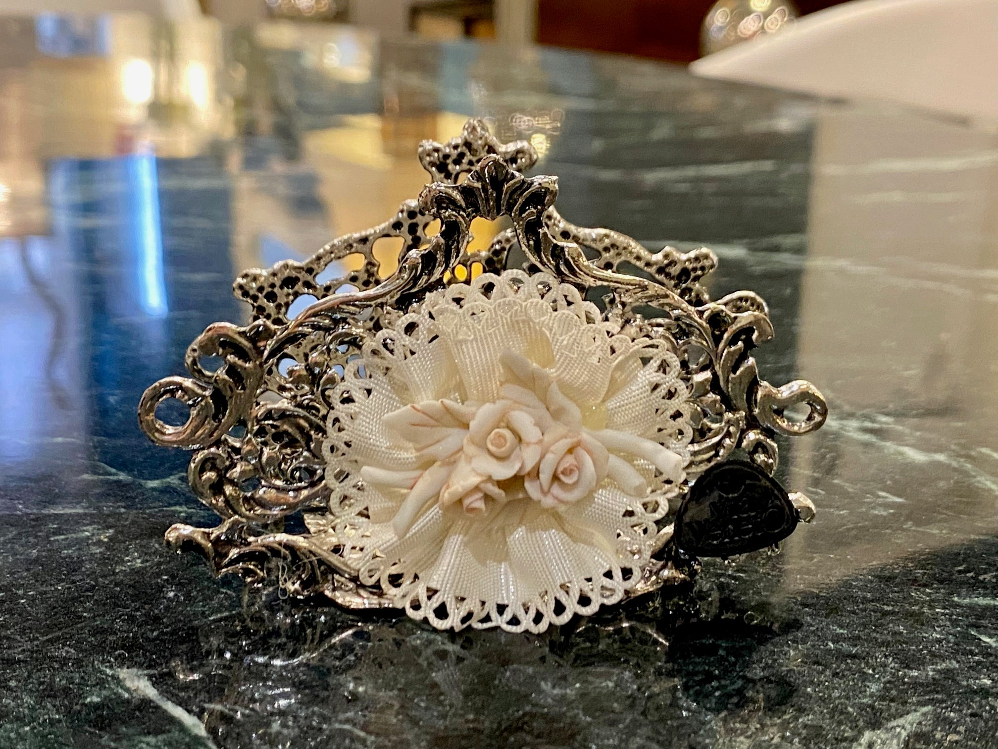 Via Veneto prestigious brand, silver napkin holder,