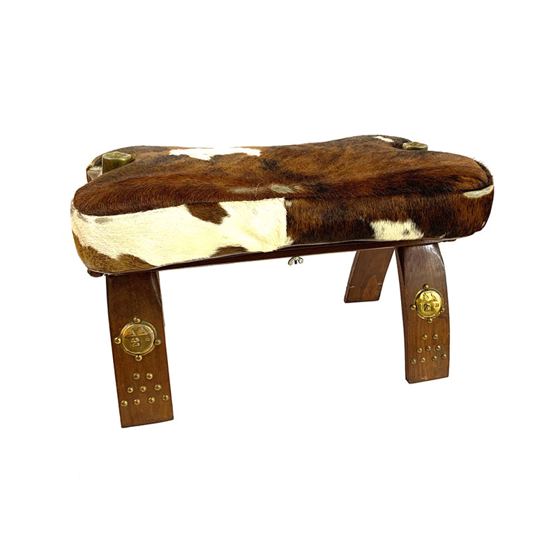 Camel back saddle stool