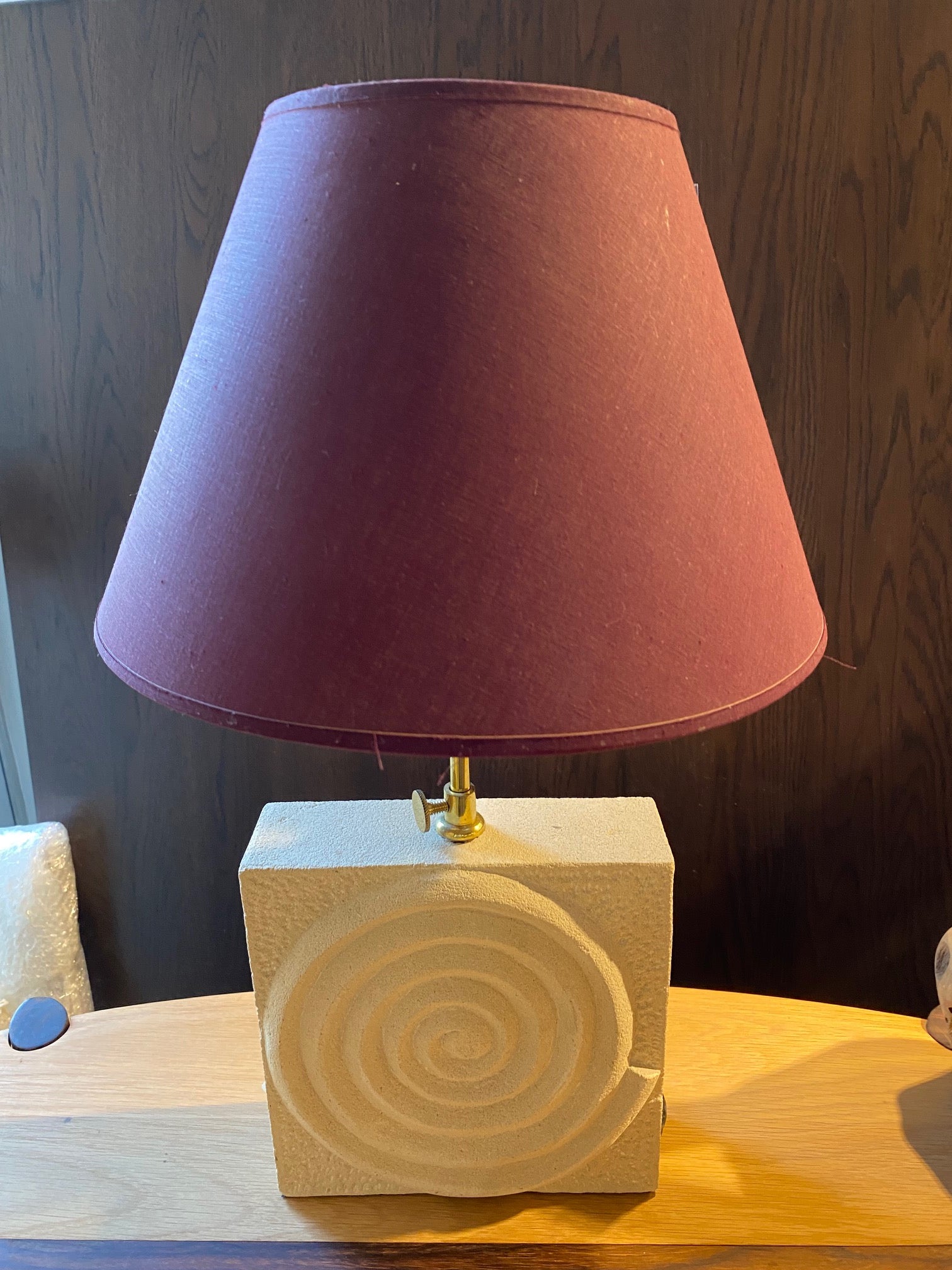 Lamp spiral white limestone