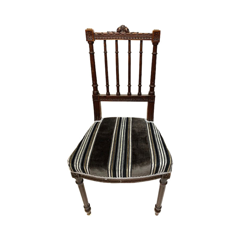 Elegant Vintage French Chair, 1890 | Timeless Craftsmanship & Style