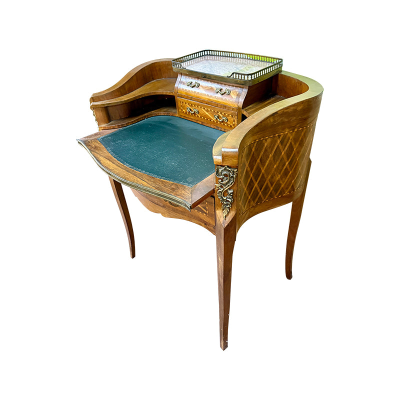 Claire extendable desk