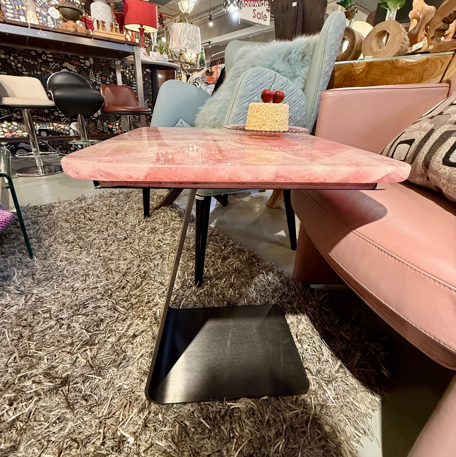 Mona Rosa side table