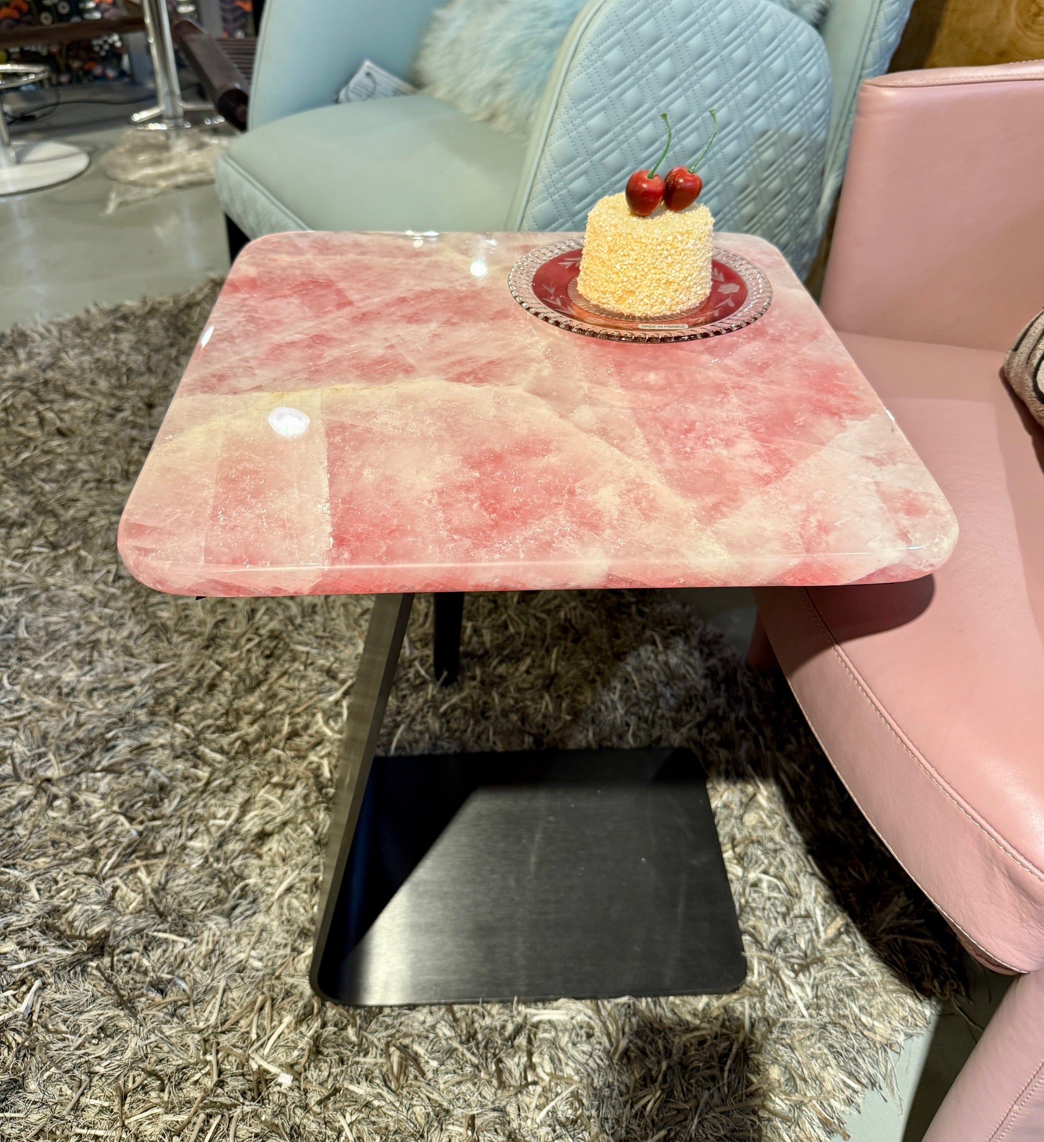 Mona Rosa side table