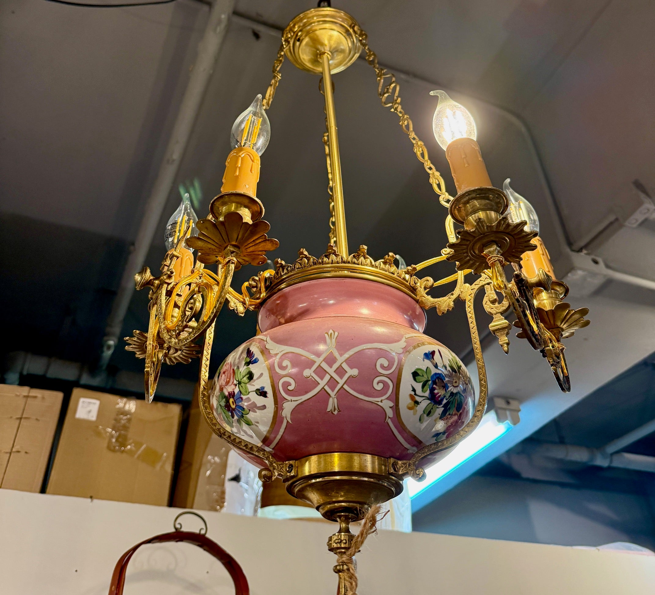 Coupelle Rose  chandelier