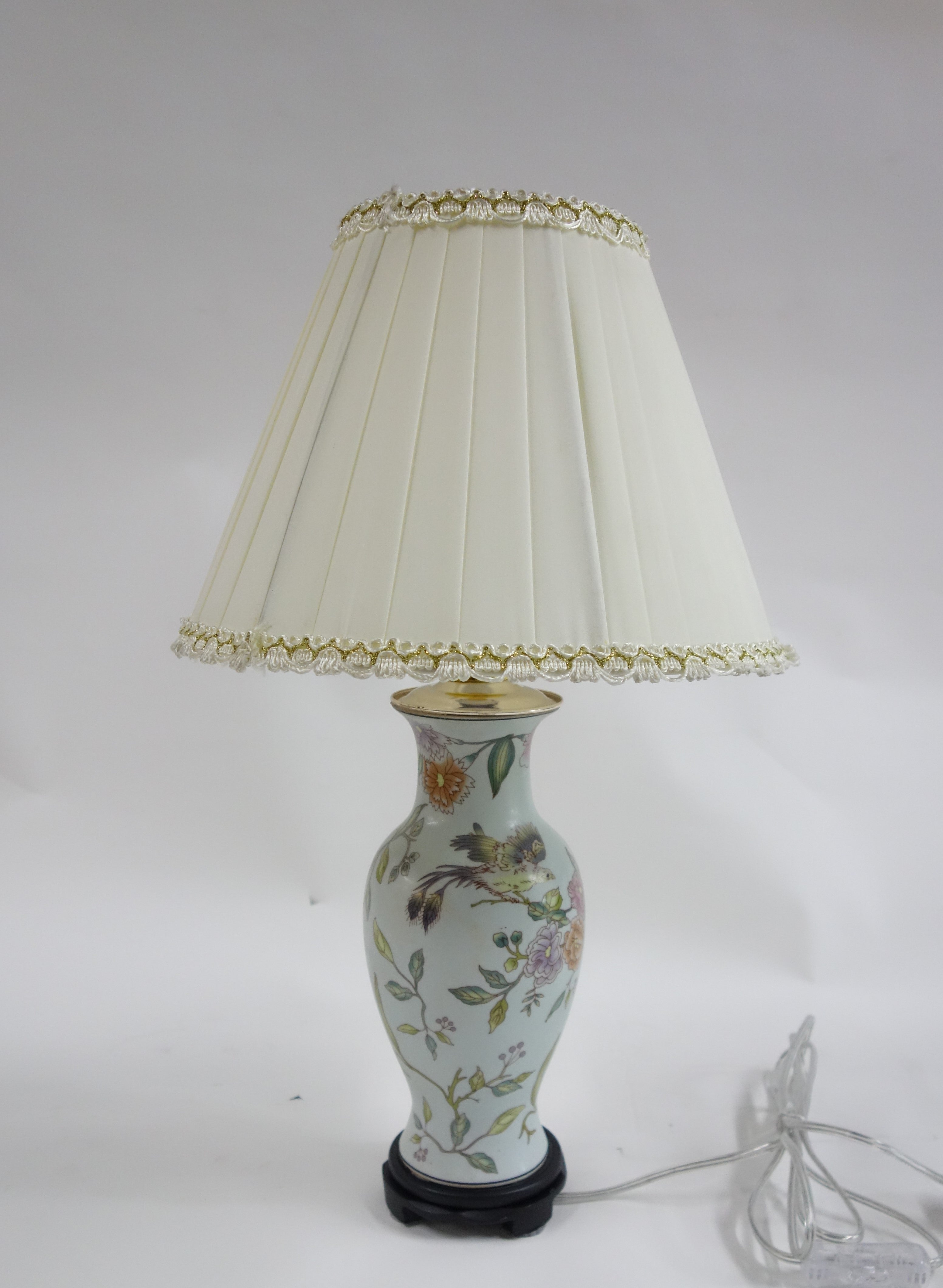 Vintage Ceramic porcelain chinese lamp