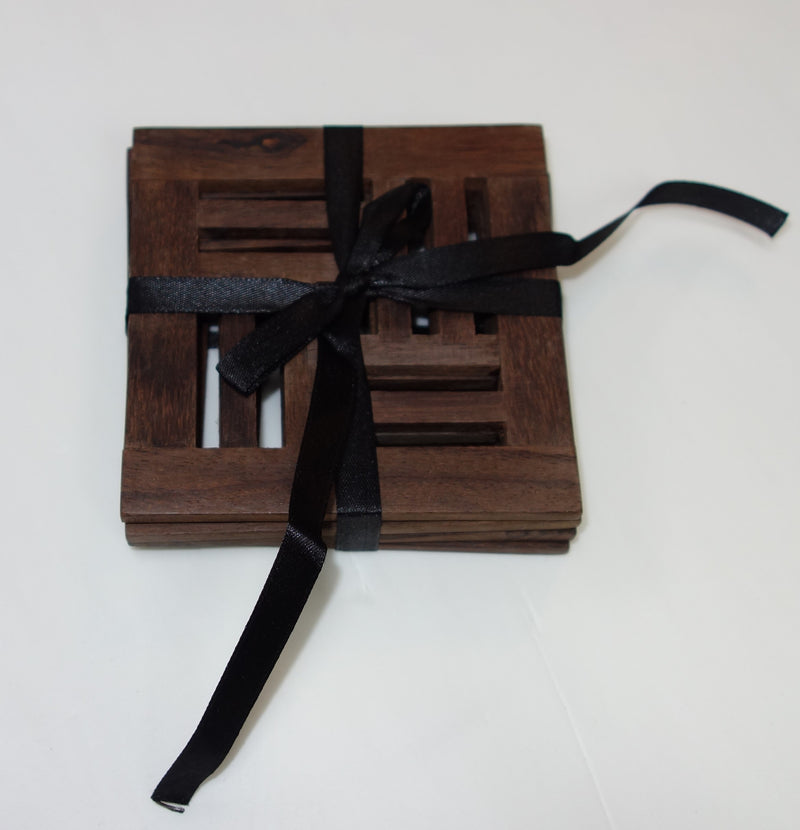 4 pcs square wood coaster tied with ribb