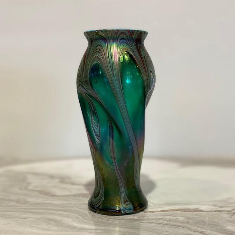 Vase torsade