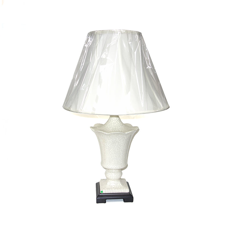  Vintage and antique lamp porcelain chinese lamp